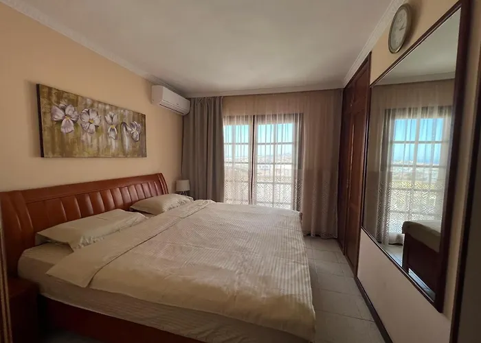 Magnific Americas View 아파트